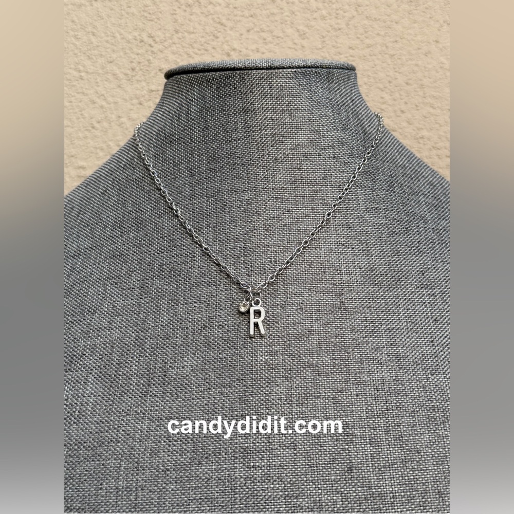 NWT Dainty Silver Letter R Initial Necklace